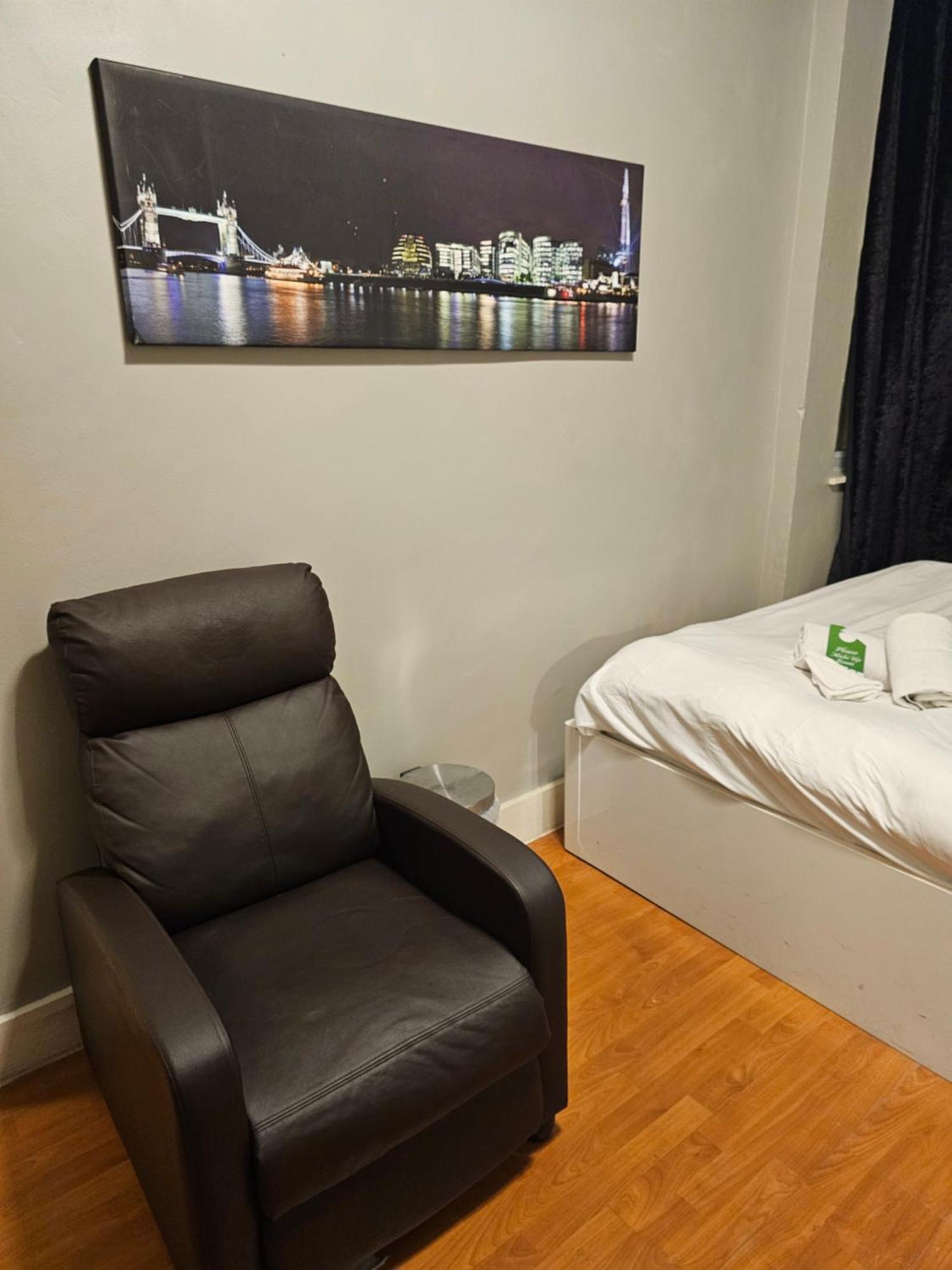 Umbrella Properties London Excel Εξωτερικό φωτογραφία