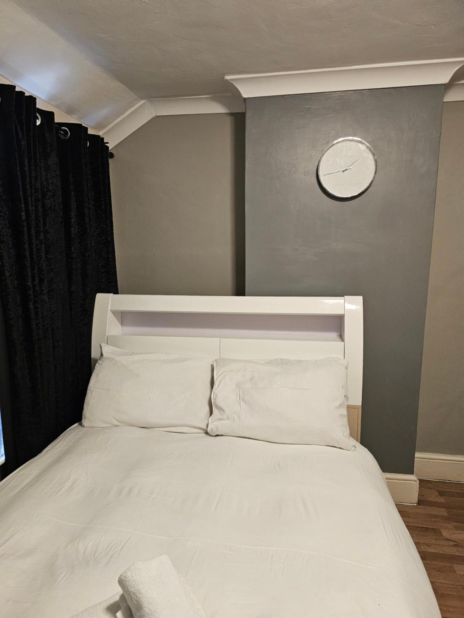 Umbrella Properties London Excel Εξωτερικό φωτογραφία