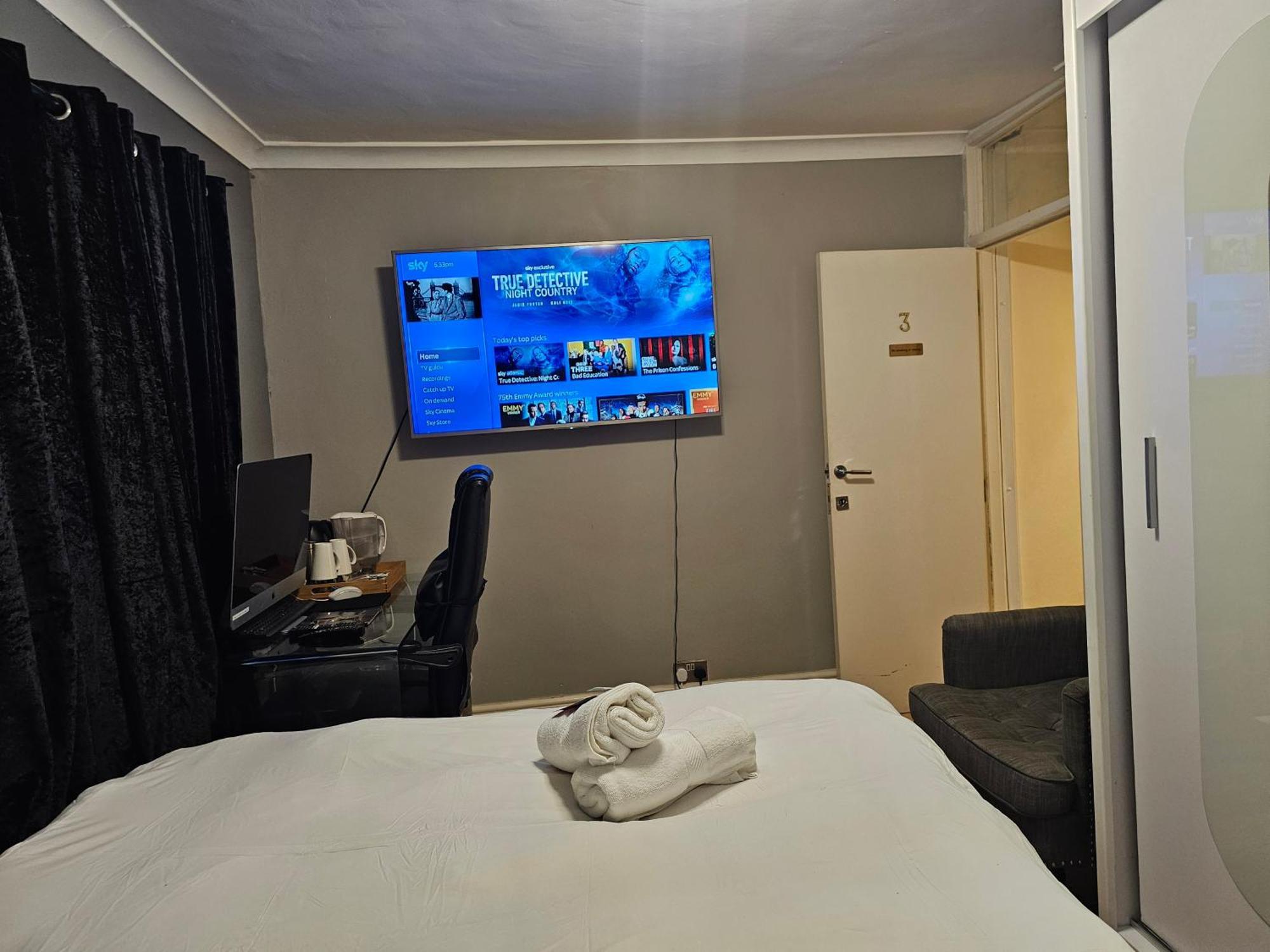 Umbrella Properties London Excel Εξωτερικό φωτογραφία